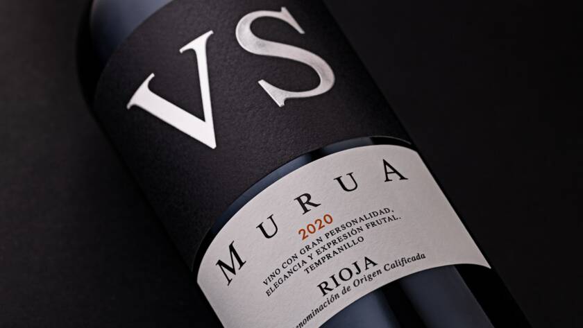 Botella vino tinto Murua
