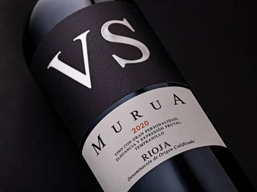 Botella vino tinto Murua