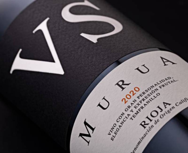 Botella vino tinto Murua